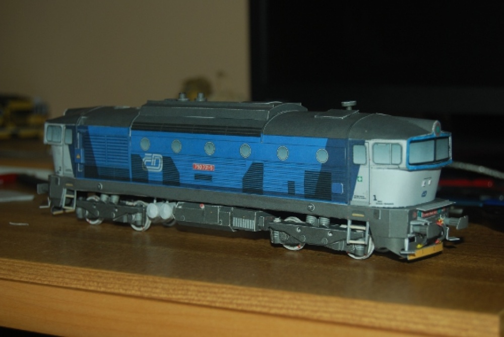 750 7xx plnokrevn�k