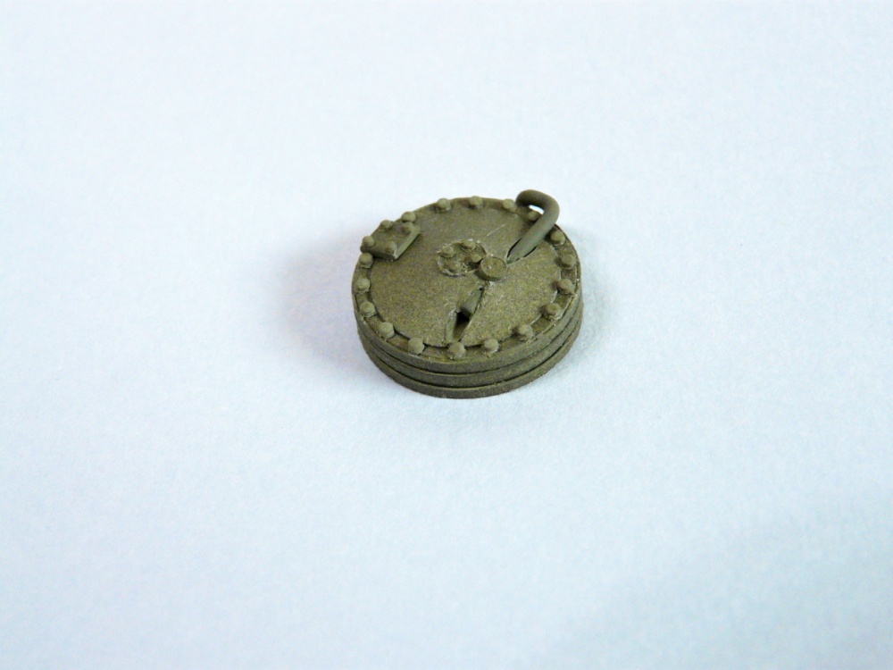 304281