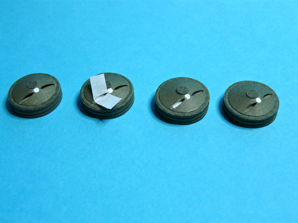 309546