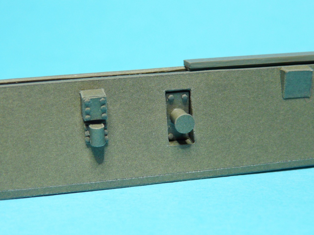 348051