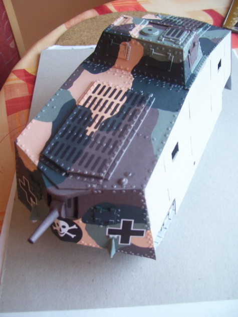 A7V - tank z 1. sv. války A7V - tank z 1. sv. války