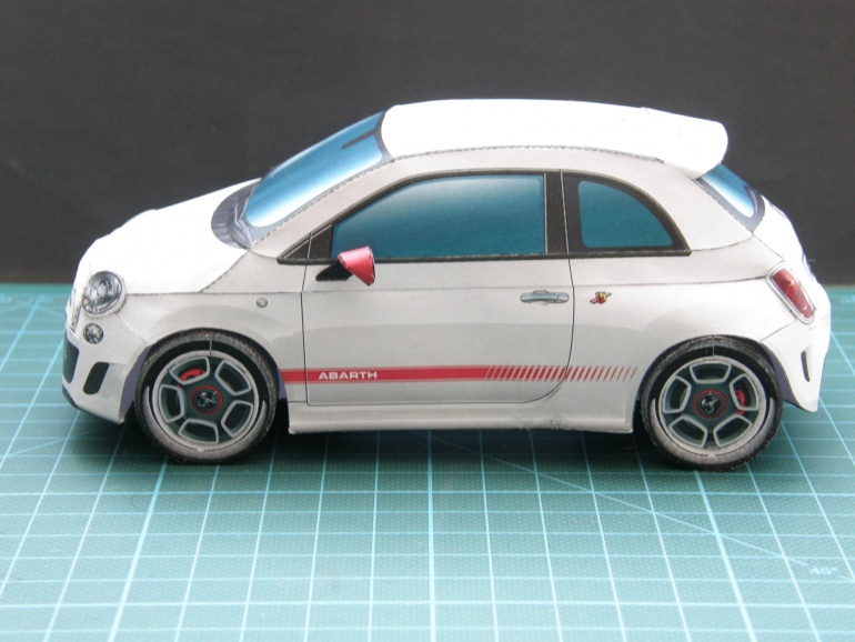 Abarth 500 (Plná velikost v novém okně) Abarth 500