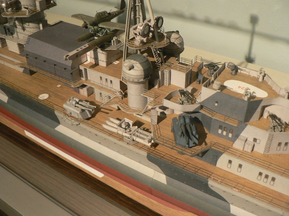 Admiral Hipper (Plná velikost v novém okně) Admiral Hipper