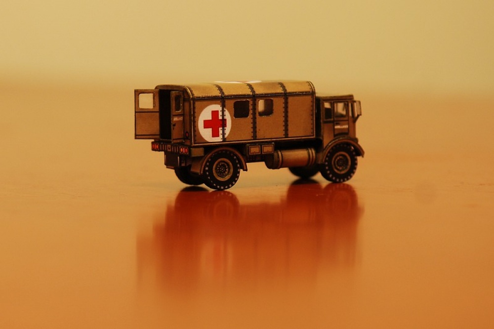 AEC Matador Ambulance (Plná velikost v novém okně) AEC Matador Ambulance