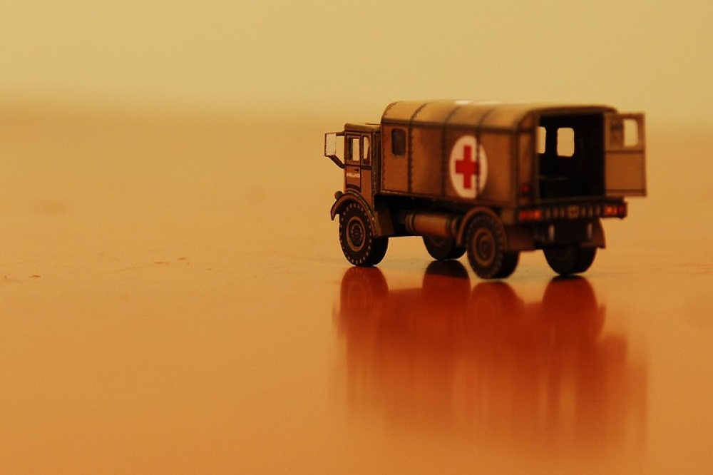 AEC Matador Ambulance (Plná velikost v novém okně) AEC Matador Ambulance