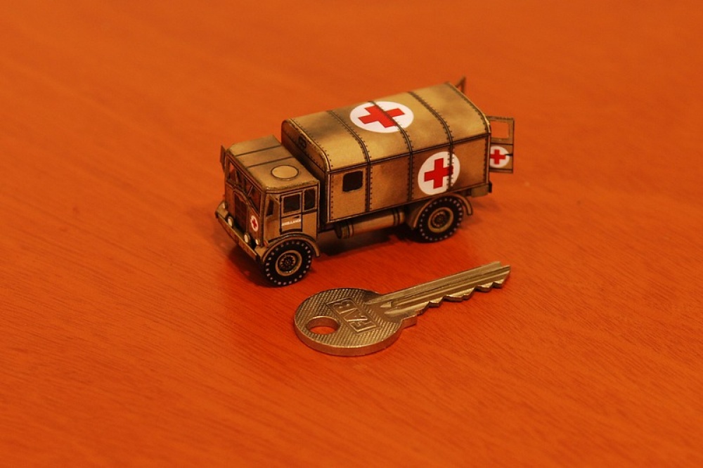 AEC Matador Ambulance (Pln� velikost v nov�m okn�) AEC Matador Ambulance