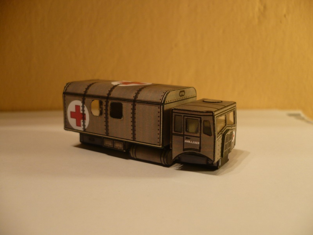 AEC Matador Ambulance (Plná velikost v novém okně) AEC Matador Ambulance