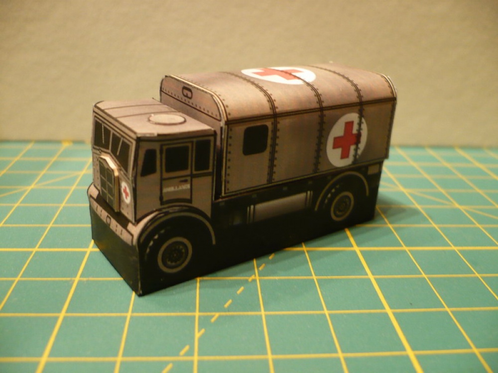 AEC Matador Ambulance (Plná velikost v novém okně) AEC Matador Ambulance
