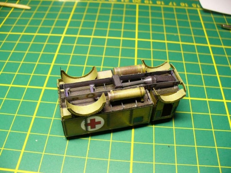 AEC Matador - ambulance /1:100 (Kinza)