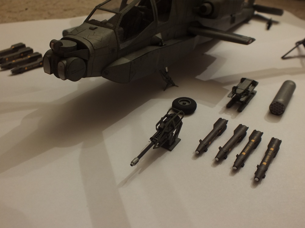 AH-64 Apache (Plná velikost v novém okně) AH-64 Apache