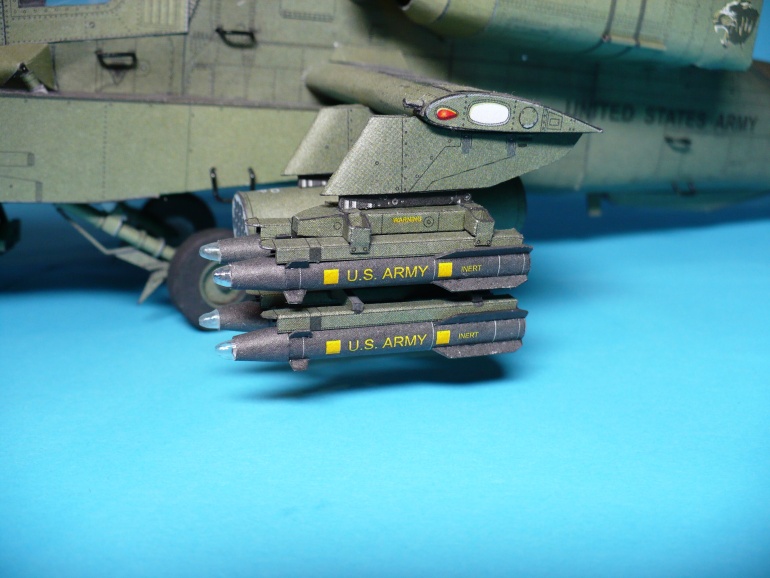 AH 64A Apache (Plná velikost v novém okně) AH 64A Apache
