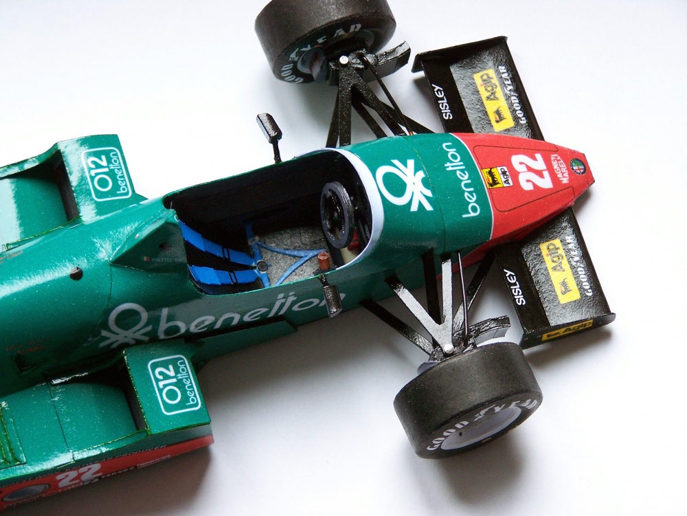 Alfa Romeo 184T (Plná velikost v novém okně) Alfa Romeo 184T