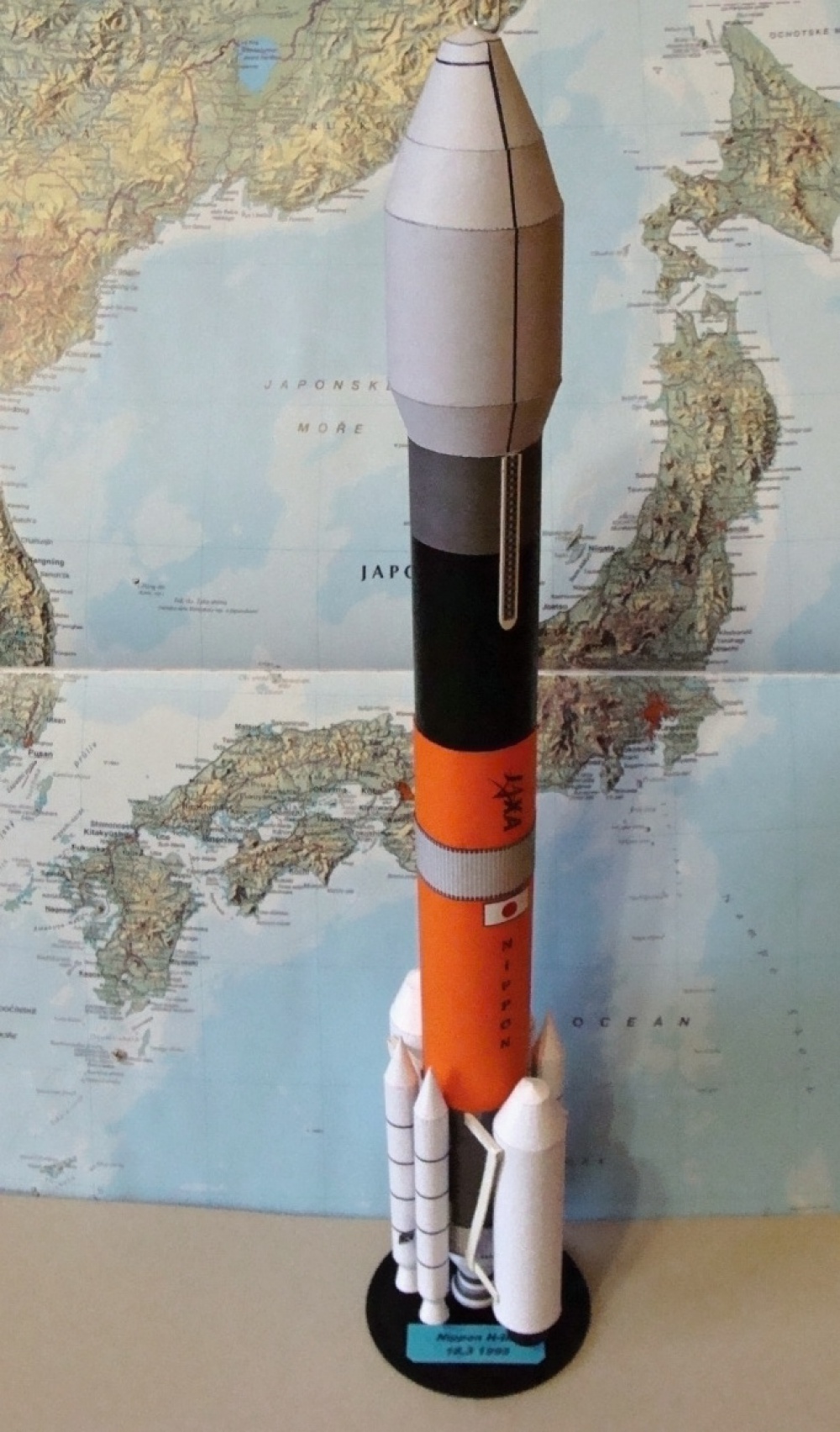Animals in Space + space rocket (Plná velikost v novém okně) Animals in Space + space rocket