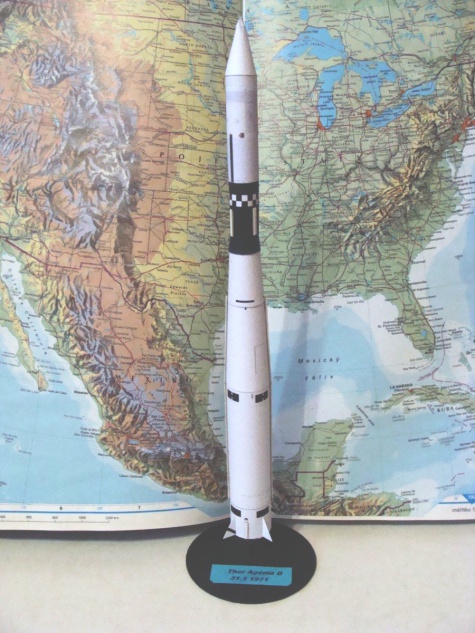 Animals in Space + space rocket