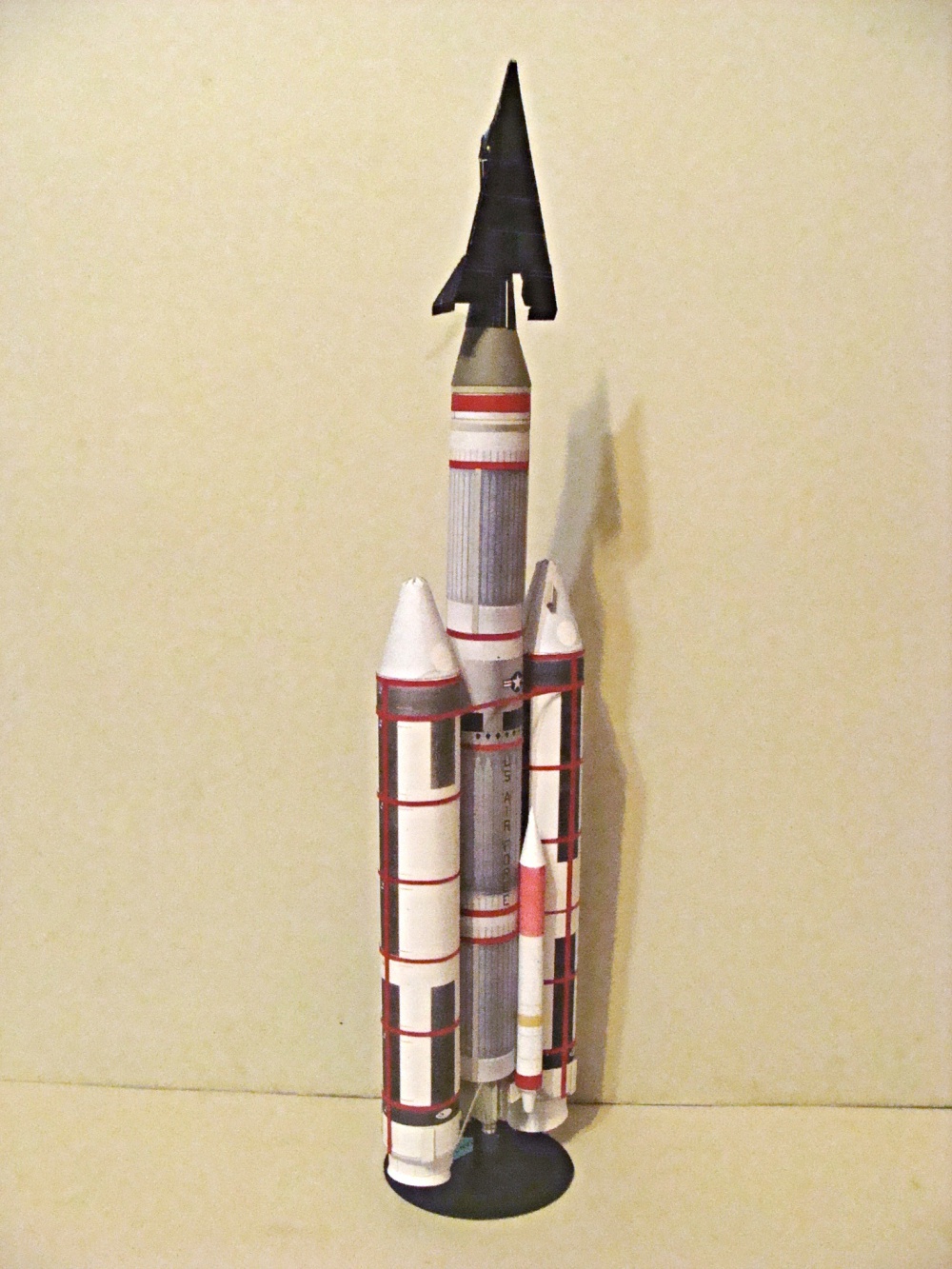 Animals in Space + space rocket (Plná velikost v novém okně) Animals in Space + space rocket