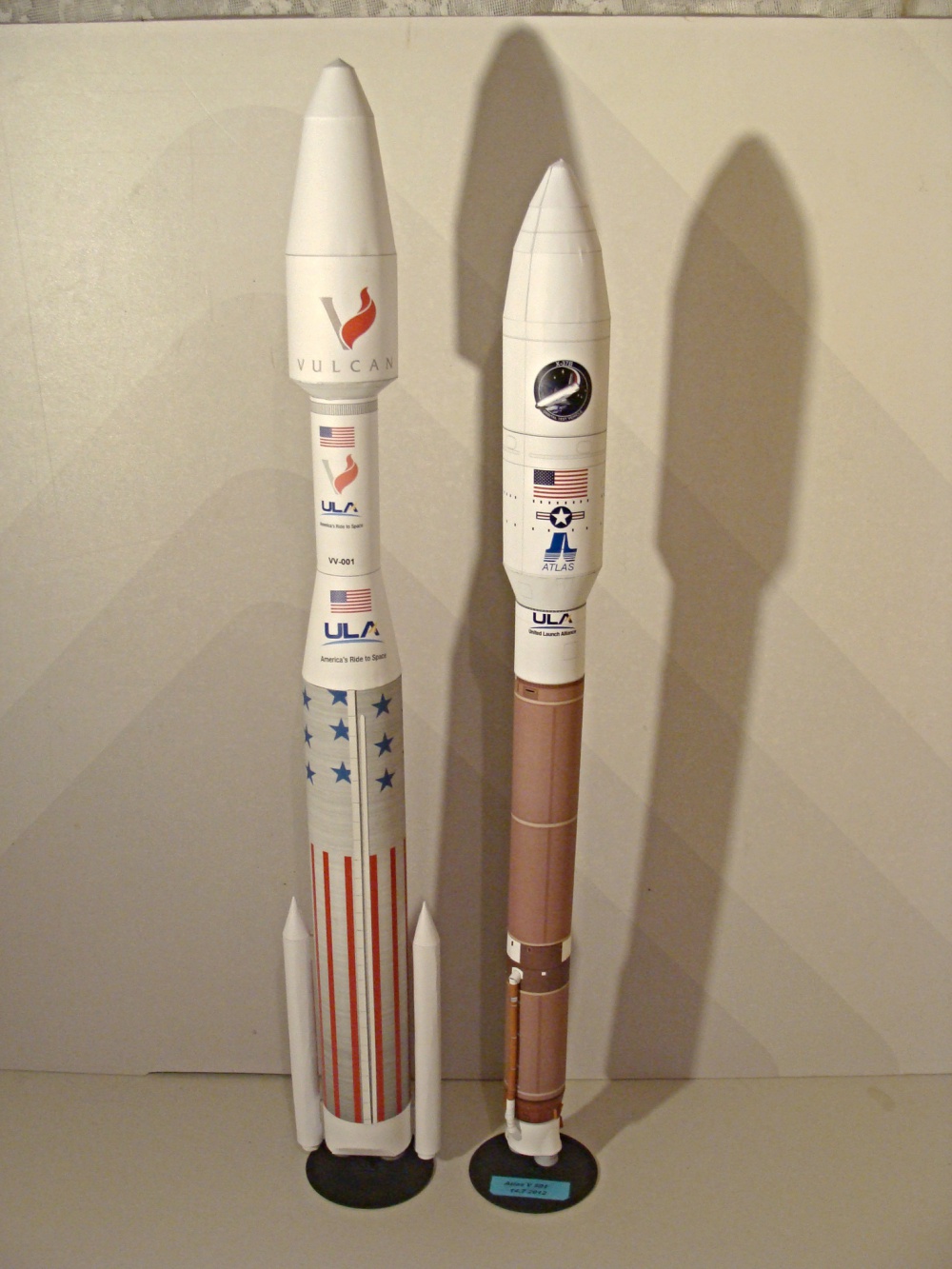 Animals in Space + space rocket (Plná velikost v novém okně) Animals in Space + space rocket