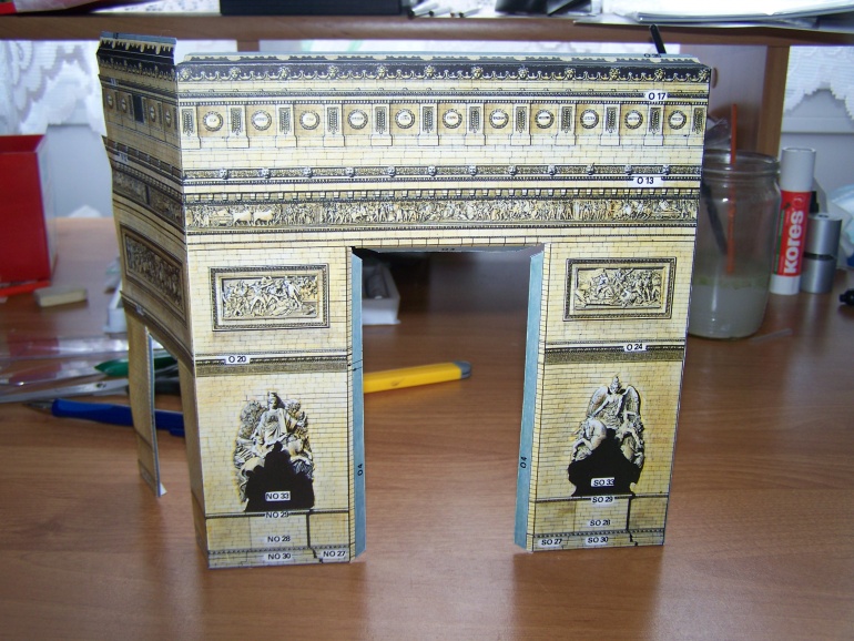 Arc de Triomph (Plná velikost v novém okně) Arc de Triomph