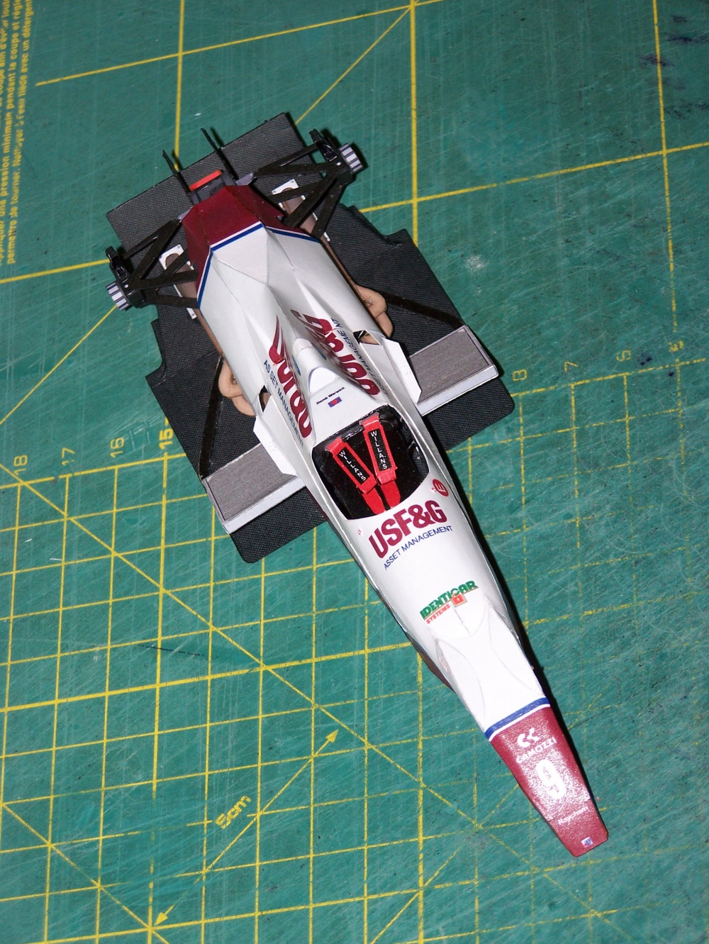 Arrows A11 (Plná velikost v novém okně) Arrows A11