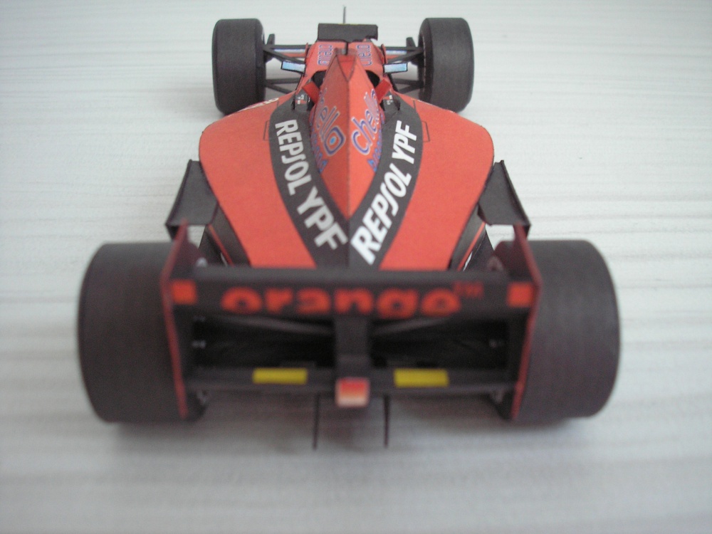 Arrows A21 (Plná velikost v novém okně) Arrows A21
