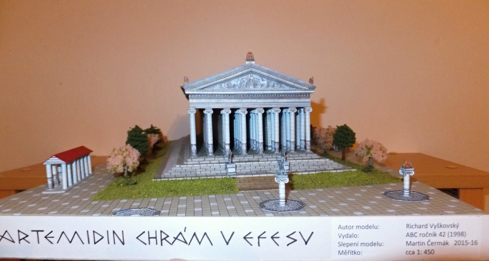 Artemidin chrám v Efesu (Plná velikost v novém okně) Artemidin chrám v Efesu