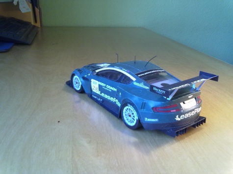 ASTON MARTIN DBR9