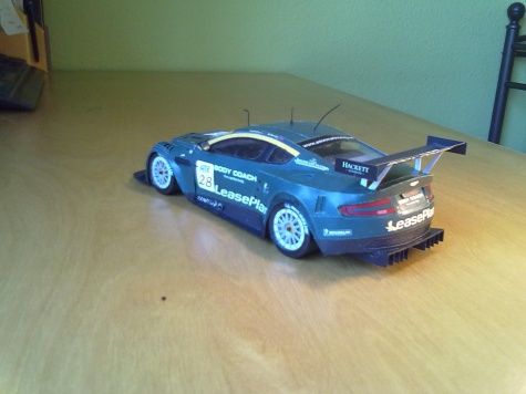ASTON MARTIN DBR9 ASTON MARTIN DBR9