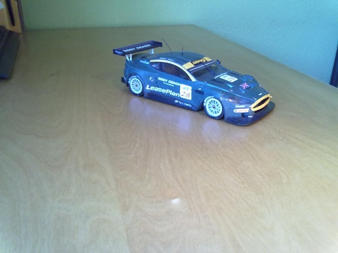 ASTON MARTIN DBR9 ASTON MARTIN DBR9