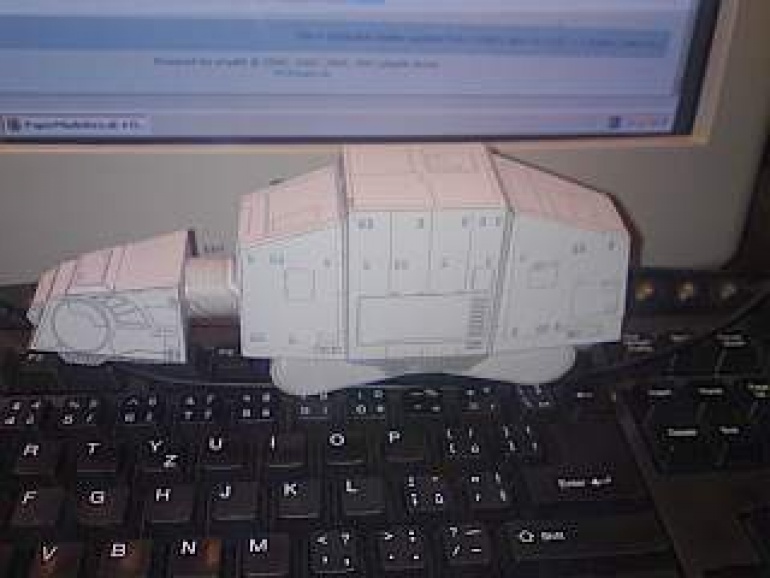 AT-AT Star Wars Imperial Walker (Plná velikost v novém okně) AT-AT Star Wars Imperial Walker