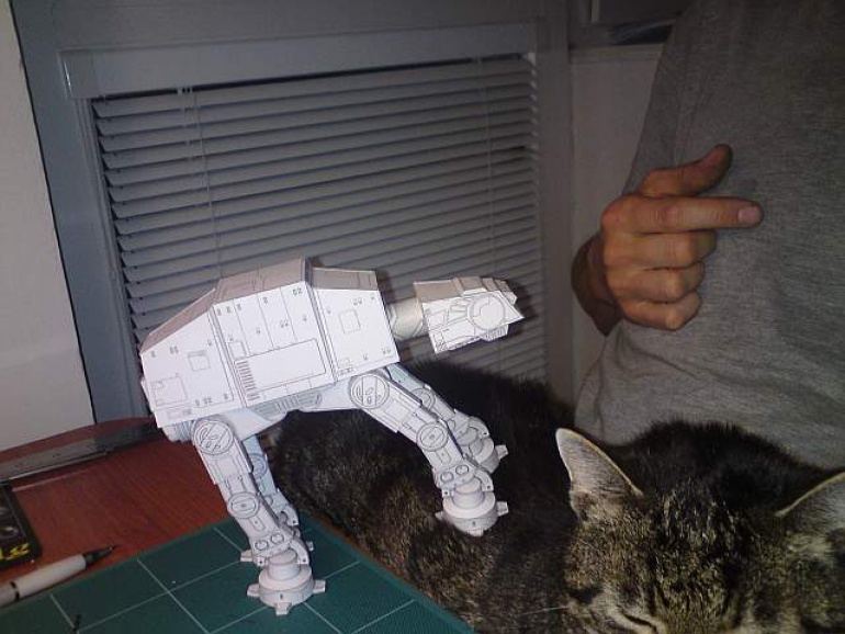 AT-AT Star Wars Imperial Walker (Plná velikost v novém okně) AT-AT Star Wars Imperial Walker