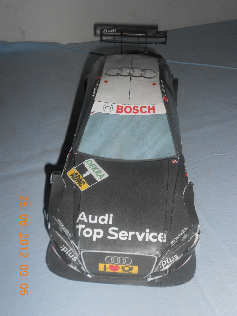 Audi A4 DTM 2009 (Plná velikost v novém okně) Audi A4 DTM 2009