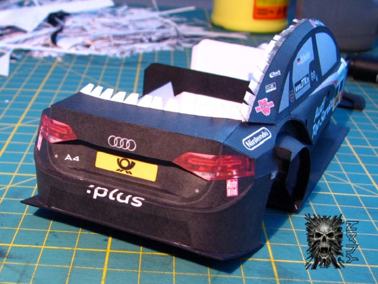 Audi A4 DTM 2009 T. Scheider (Plná velikost v novém okně) Audi A4 DTM 2009 T. Scheider