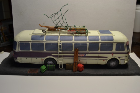 Autobus škoda 706 rto a zastavka Autobus škoda 706 rto a zastavka