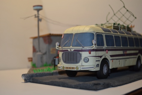Autobus škoda 706 rto a zastavka Autobus škoda 706 rto a zastavka