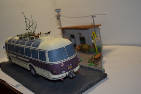 Autobus škoda 706 rto a zastavka Autobus škoda 706 rto a zastavka