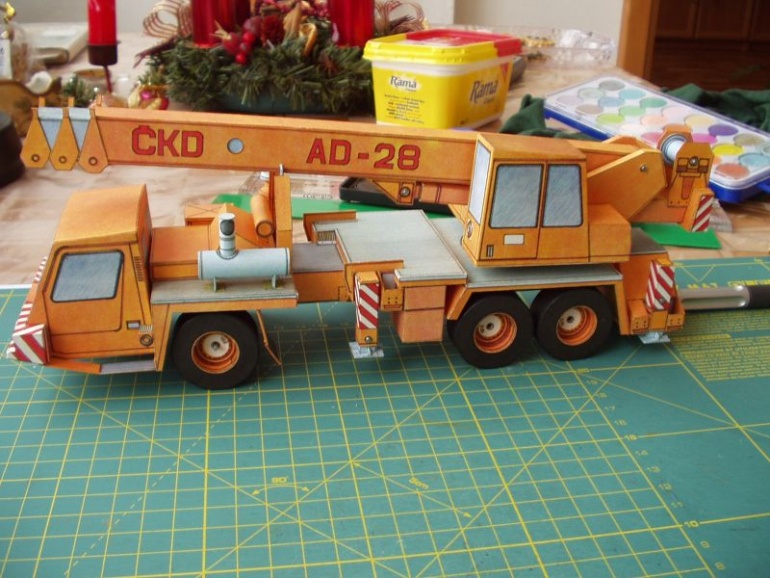 58305