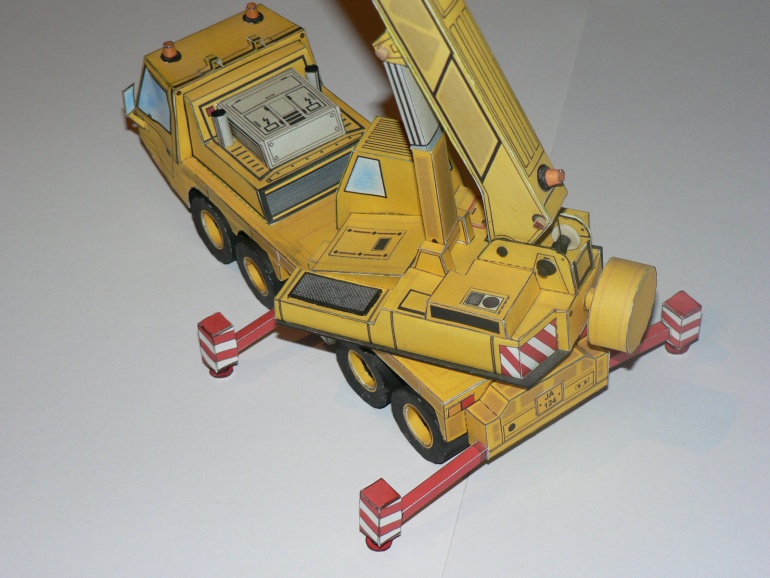 Autojeřáb P.W.D 4136 (Plnďż˝ velikost v novďż˝m oknďż˝) Autojeřáb P.W.D 4136