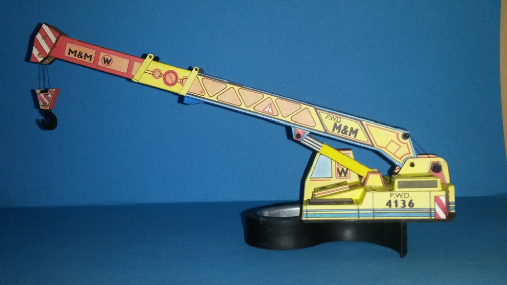 Autojeřáb P.W.D. 4136 (Plná velikost v novém okně) Autojeřáb P.W.D. 4136
