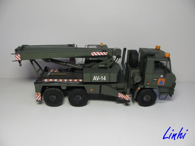 AV 14 Tatra 815 6x6 - vojenská (Plná velikost v novém okně) AV 14 Tatra 815 6x6 - vojenská