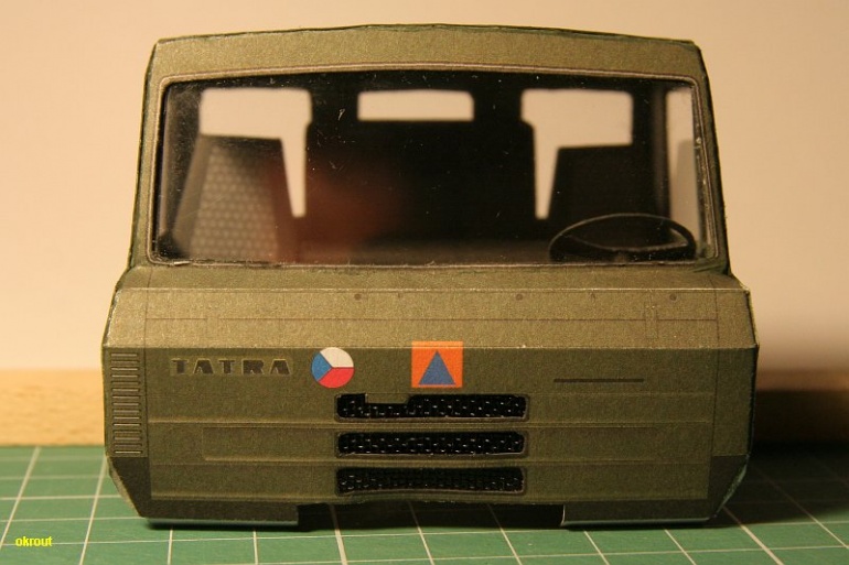 AV 14 Tatra 815 6x6 Vojenská (Plná velikost v novém okně) AV 14 Tatra 815 6x6 Vojenská