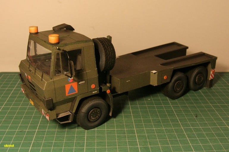 AV 14 Tatra 815 6x6 Vojenská (Plná velikost v novém okně) AV 14 Tatra 815 6x6 Vojenská