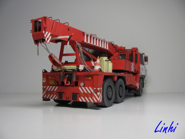 AV 14 Tatra 815 6x6 (Plná velikost v novém okně) AV 14 Tatra 815 6x6