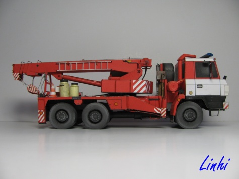 AV 14 Tatra 815 6x6