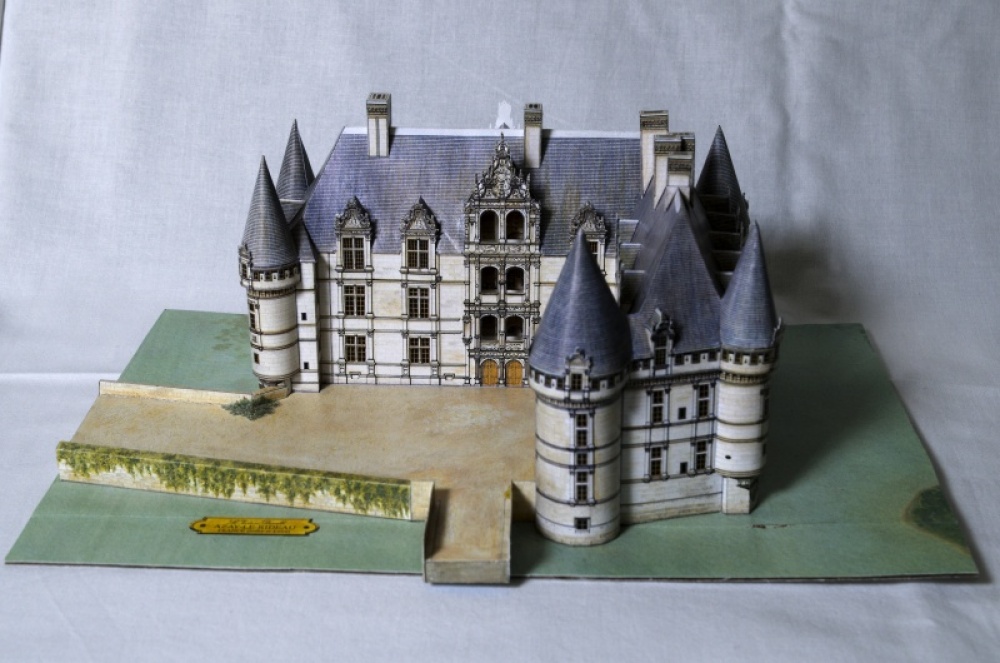 Azay le Rideau (Plná velikost v novém okně) Azay le Rideau