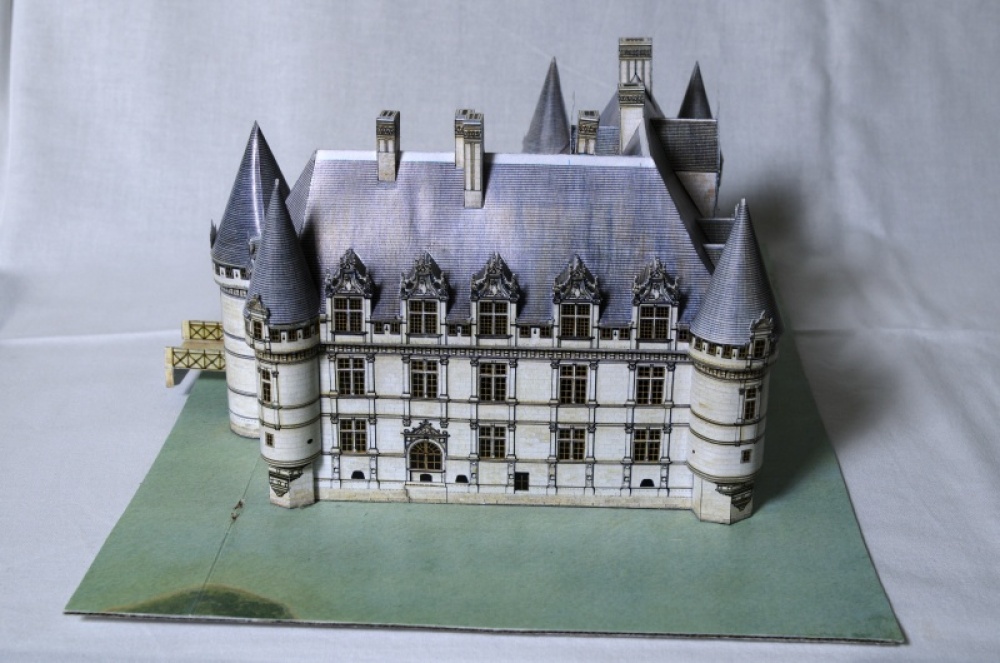 Azay le Rideau (Plná velikost v novém okně) Azay le Rideau