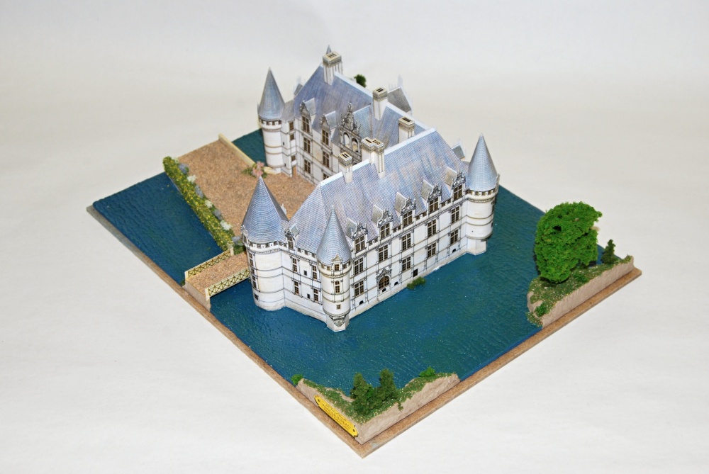 Azay le Rideau (Plná velikost v novém okně) Azay le Rideau