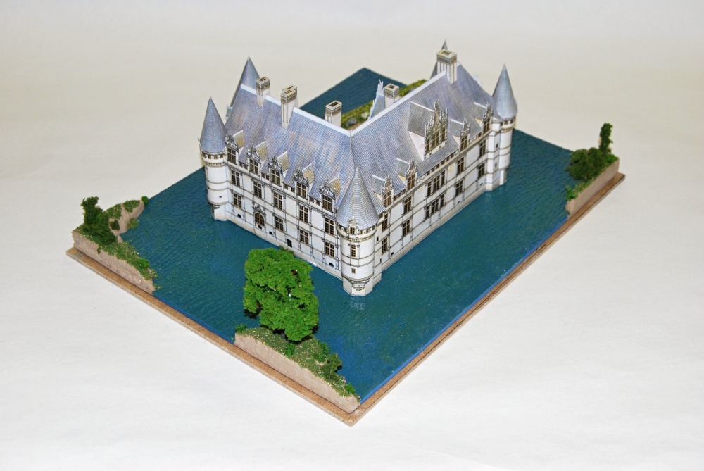 Azay le Rideau (Plná velikost v novém okně) Azay le Rideau