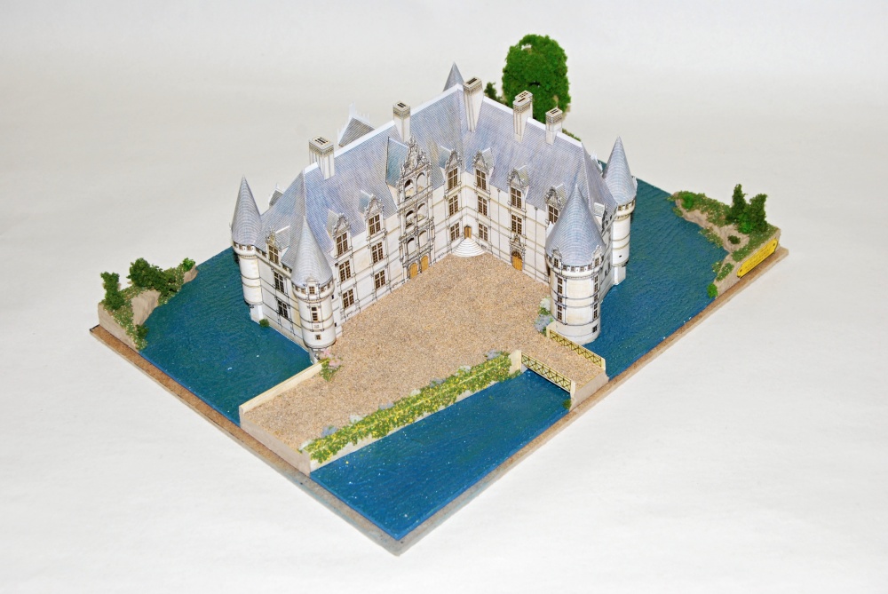 Azay le Rideau (Plná velikost v novém okně) Azay le Rideau