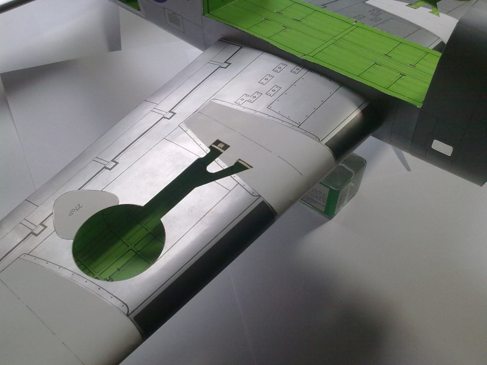 B 24J Liberator (Plná velikost v novém okně) B 24J Liberator