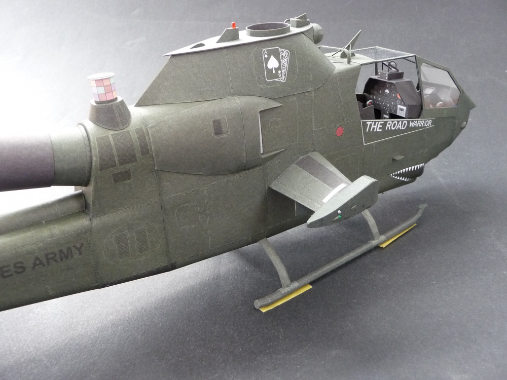 Bell AH-1F Cobra (Plná velikost v novém okně) Bell AH-1F Cobra