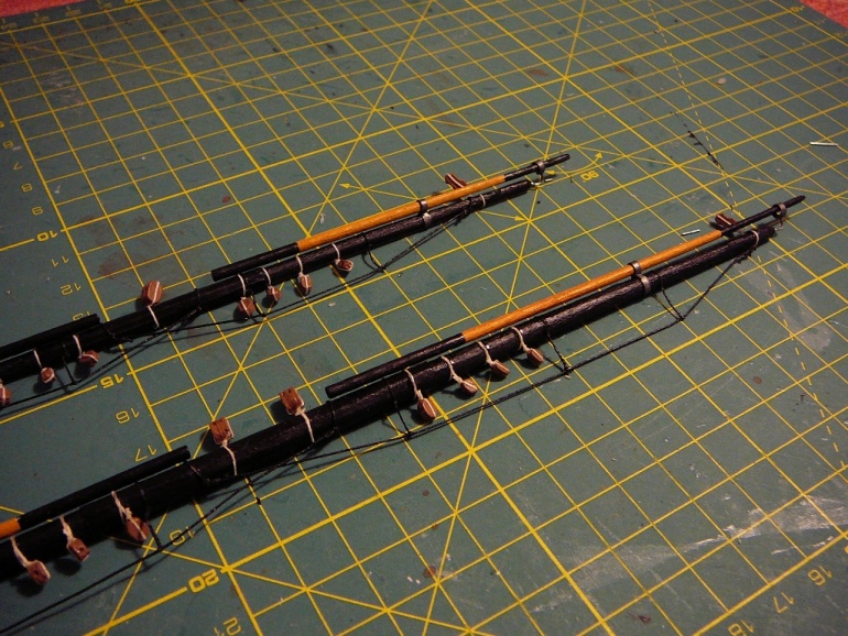 32605